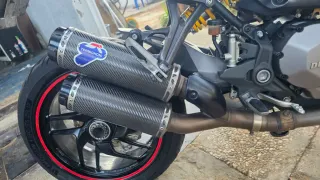 Ducati Monster 1200