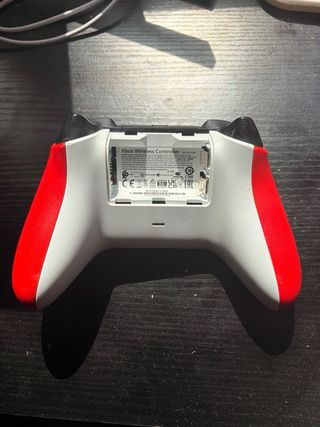 Mando Original Pulse Red Xbox Series X