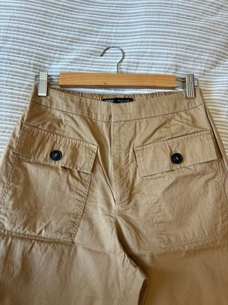 Pantalón Zara Beige Bolsillos
