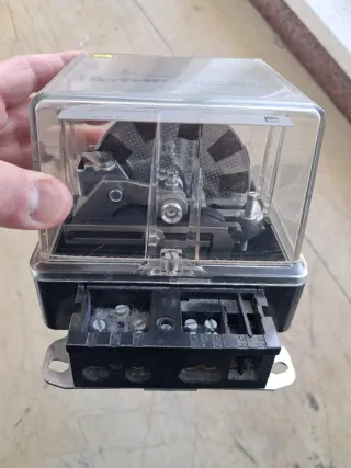 Contador de luz AEG Monofásico 2 Hilos