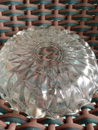 Cenicero de cristal tallado