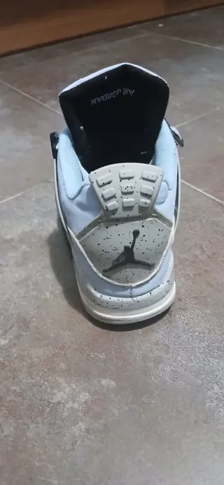 Jordan 4 University Azul