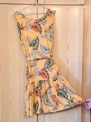 VESTIDO Floral fondo amarillo, marca PRIMA TEXTIL