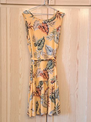 VESTIDO Floral fondo amarillo, marca PRIMA TEXTIL