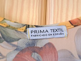 VESTIDO Floral fondo amarillo, marca PRIMA TEXTIL
