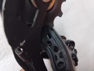 Desviador Shimano 105 RD-R7000 patilla de carbono