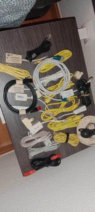 Lote de cables de red y adaptadores