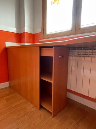 Armario infantil/juvenil madera, naranja y morado