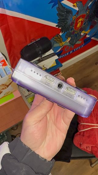 Consola Retro R40 Morada NUEVA  A ESTRENAR