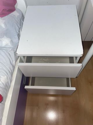 Mesilla blanca con 2 cajones