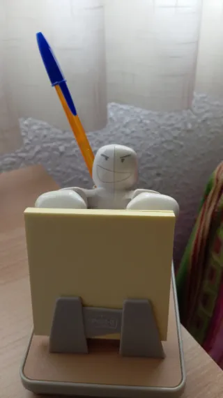 Dispensador Post-it Luchador