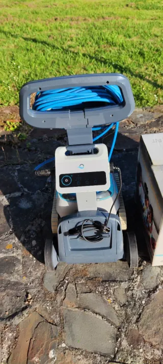 Robot Limpiafondos Dolphin Seamaster INT