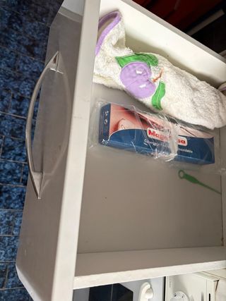 Cocina blanca y azul