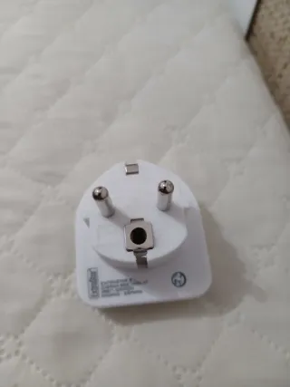Adaptador Enchufe Universal Blanco