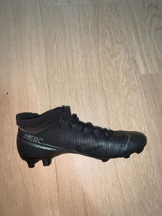 Botas Nike Mercurial Negras