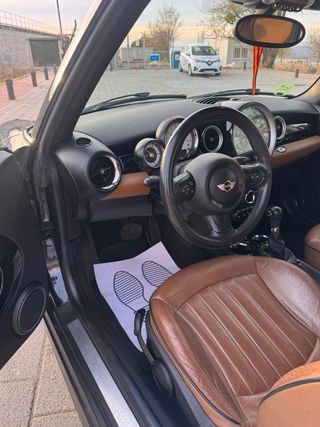 MINI Cabrio 2012