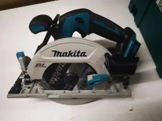 Sierra circular Makita 18v con maletin