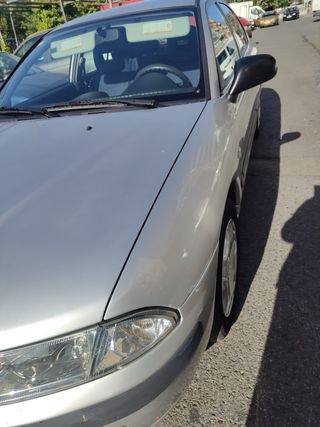 Mitsubishi Carisma 2000