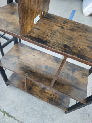Conjunto de estantes de Madera y Acero