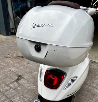 Vespa Primavera 125 Scooter Automática