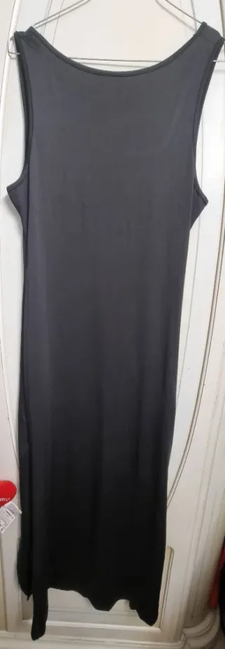 Abito lungo nero con spacco