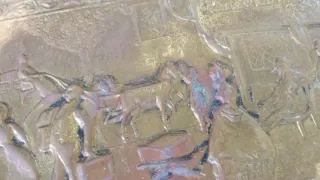 Placa cobre repujado inglés SIGLO XIX