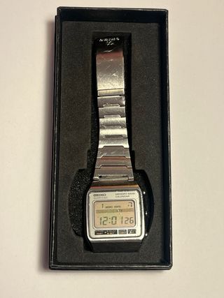 Reloj Seiko Quartz LC Digital Memory-Bank