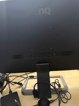 Monitor BenQ 27 FHD HDRi con 3 puertos HDMI