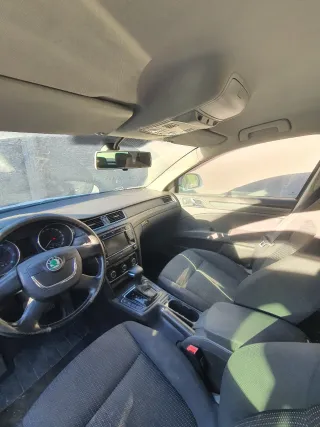 Skoda Superb 2011
