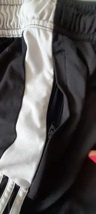 Pantalón Adidas Talla L Negro y Blanco