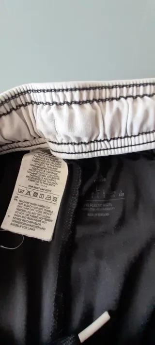Pantalón Adidas Talla L Negro y Blanco