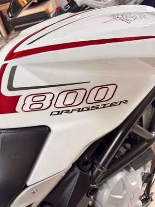 MV Agusta Brutale 800 Dragster Blanca