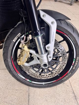 MV Agusta Brutale 800 Dragster Blanca