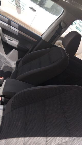 Volkswagen Touran 2012