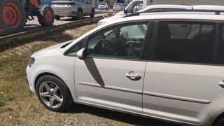 Volkswagen Touran 2012