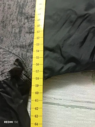 Chaqueta con capucha hombre