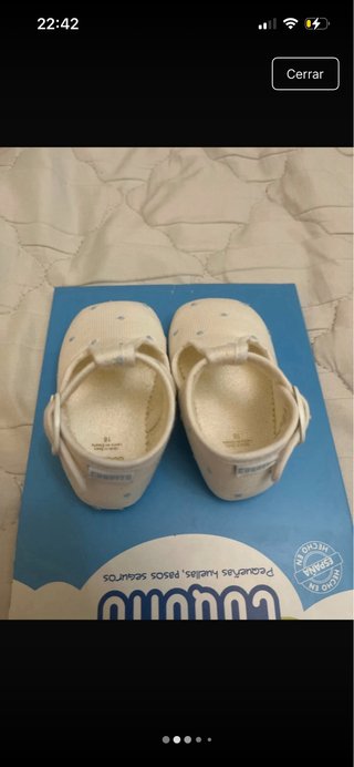 Zapatos bebé Cuquito Piqué Blanco Topitos Azules