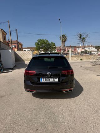 Volkswagen Passat Variant R-Line 2.0 200cv