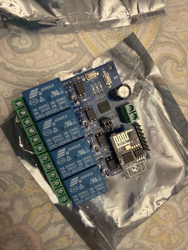 Módulo Relé 4 Canales WIFI