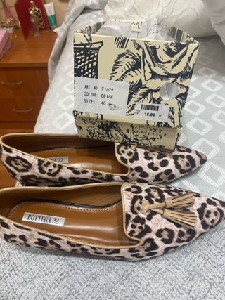 BOTTEGA 22 Zapatos Leopardo Mujer