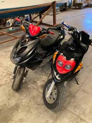 Yamaha Aerox Negra/Roja