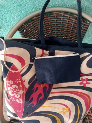 Bolso de playa con cartera unida