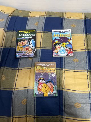 14 libros: Los compas, TheGrefg, naruto, trolardy