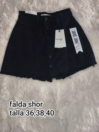 Falda corta negra Shiny Design talla 36, 38, 40
