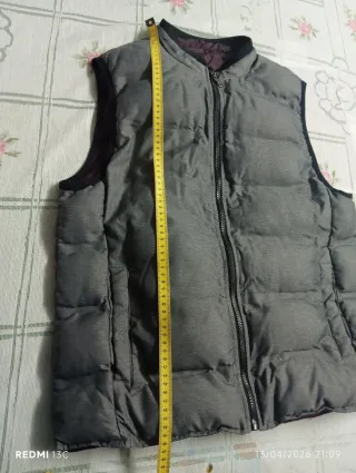 Chaleco reversible gris y morado