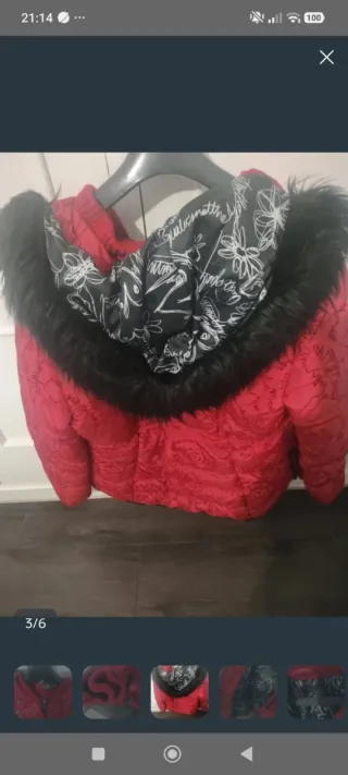 Abrigo rojo estampado talla 46