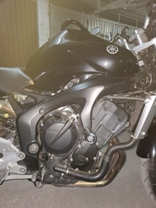YAMAHA FZ6 2008