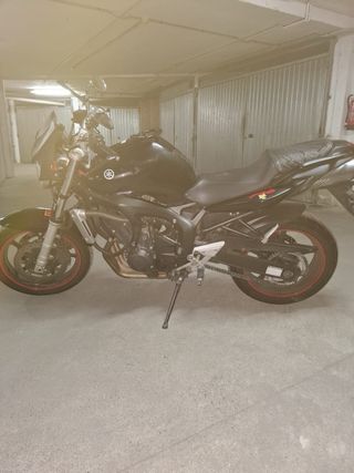 YAMAHA FZ6 2008