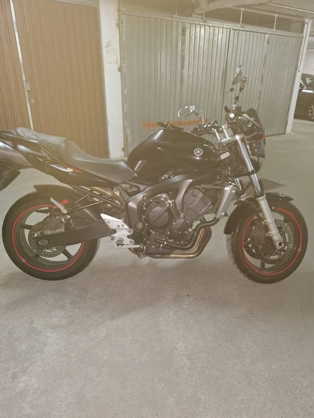 YAMAHA FZ6 2008