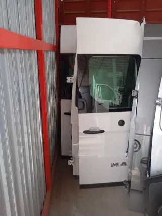 Puertas MAN y Sprinter nuevas